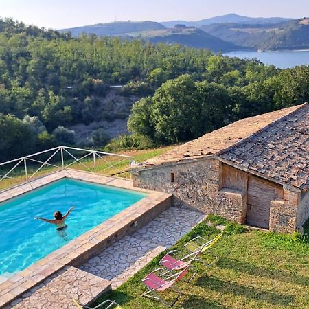 Casale Al Lago Con Piscina E Sauna Corbara  Экстерьер фото