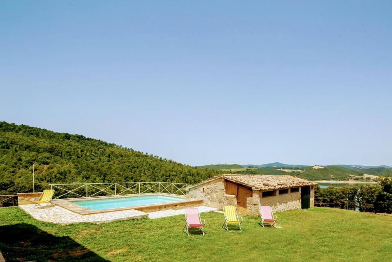 Casale Al Lago Con Piscina E Sauna Corbara  Экстерьер фото