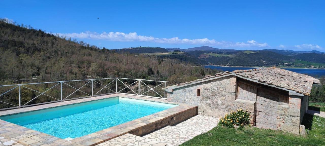 Casale Al Lago Con Piscina E Sauna Corbara  Экстерьер фото