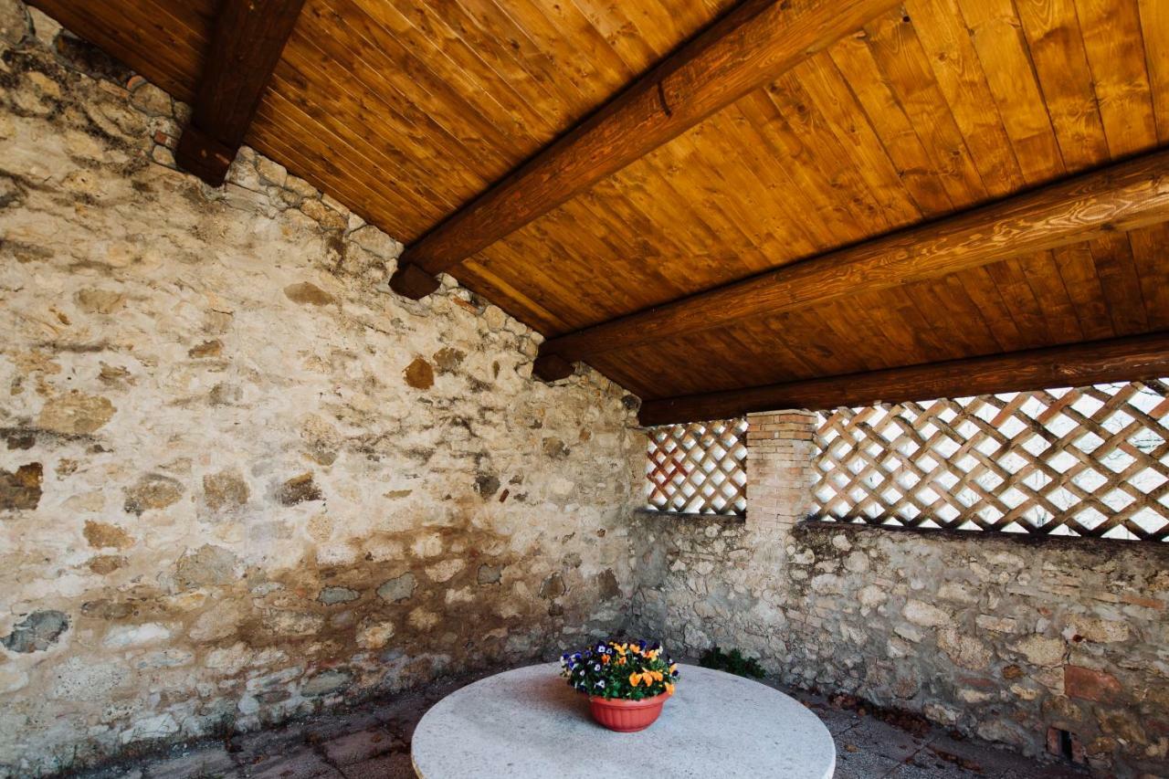 Casale Al Lago Con Piscina E Sauna Corbara  Экстерьер фото