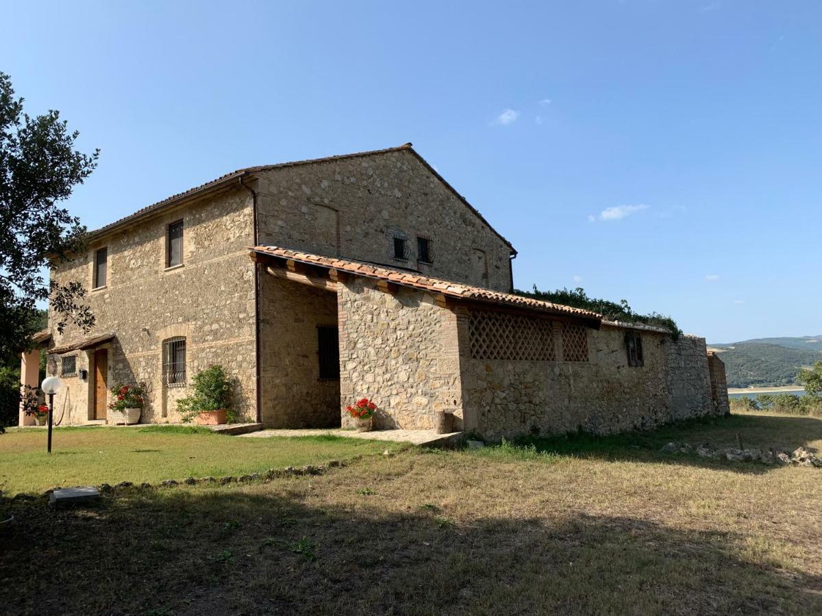 Casale Al Lago Con Piscina E Sauna Corbara  Экстерьер фото